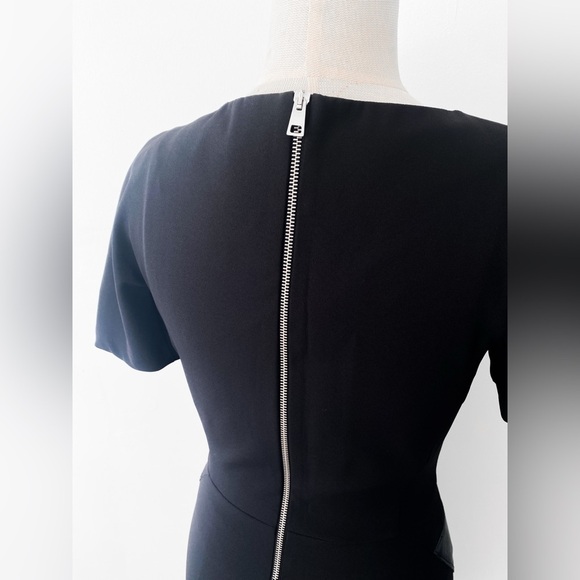 Space Couture Black Dress with Leather Detail, Size 44, Made in Italy - Picture 6 of 10
